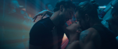 女編輯3P畫面外流陷危機！《上流誘惑》大膽情慾獻身足球金童